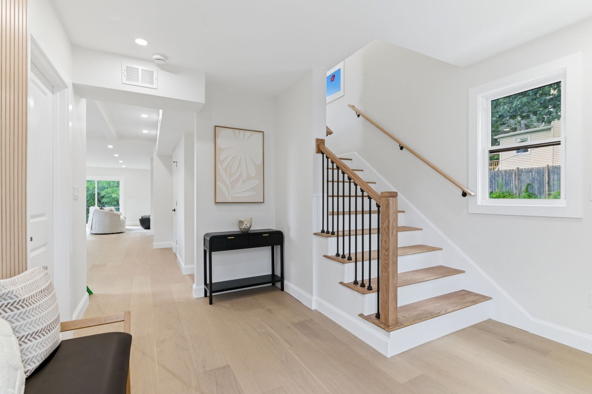 8 Guild St Property Photo 4