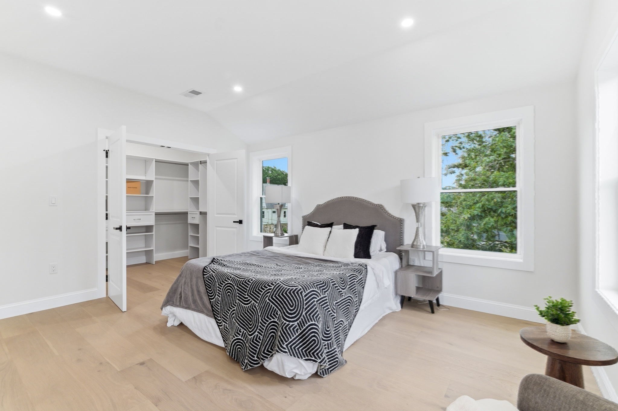 8 Guild St Property Photo 26