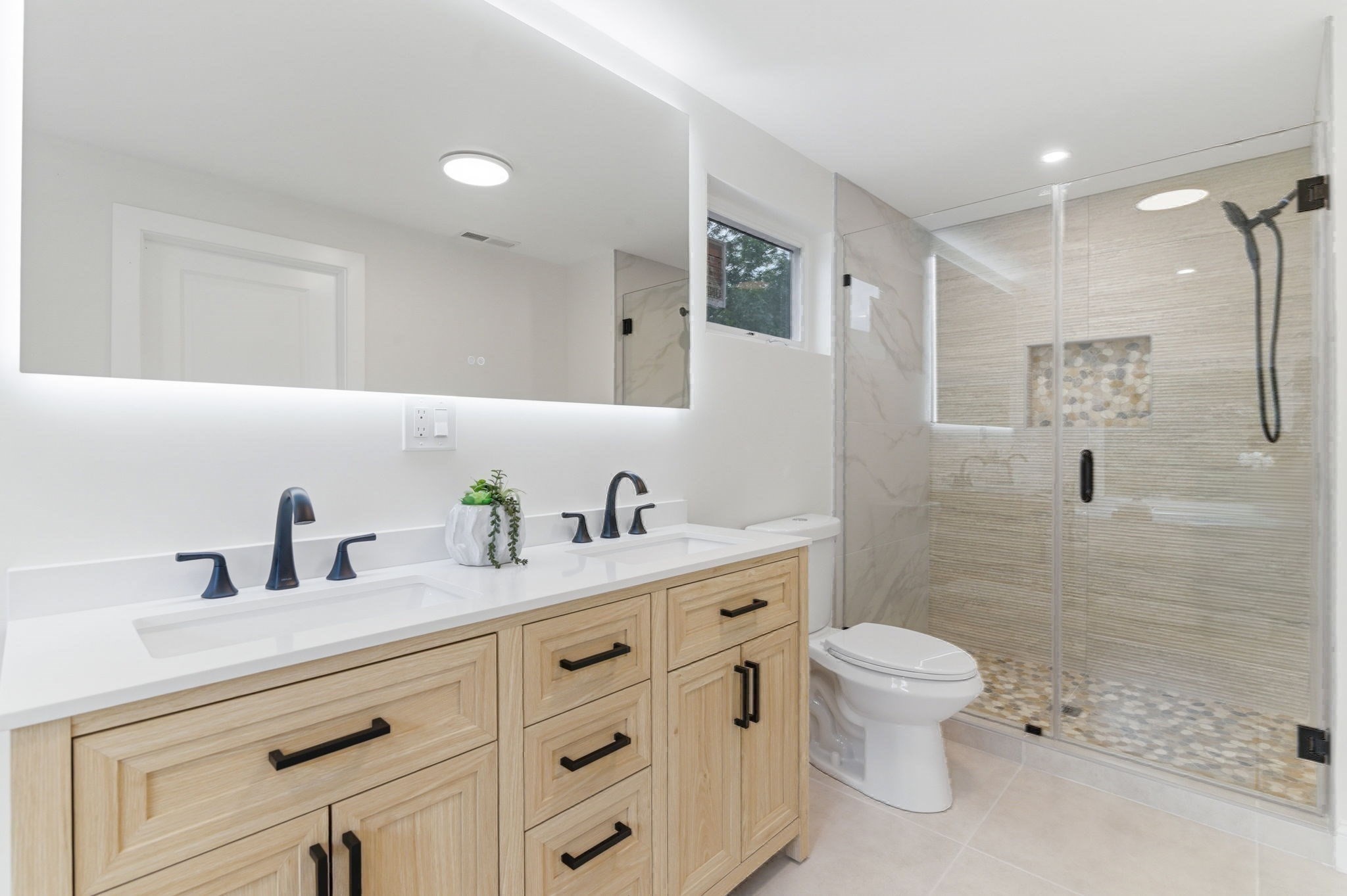 8 Guild St Property Photo 30