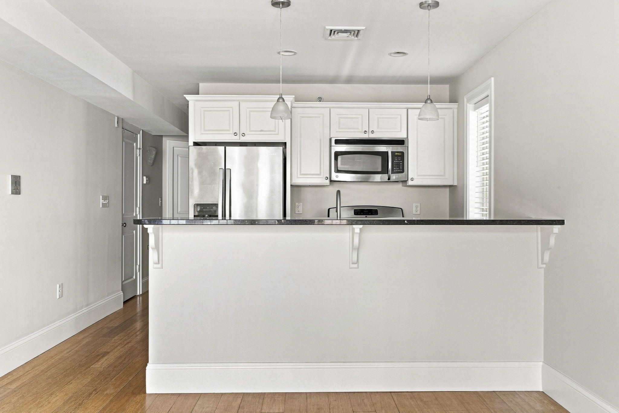 28 Mitchell St # 1 Property Photo 6