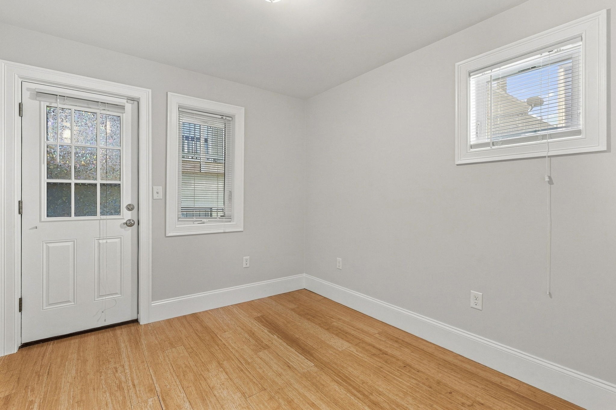 28 Mitchell St # 1 Property Photo 13