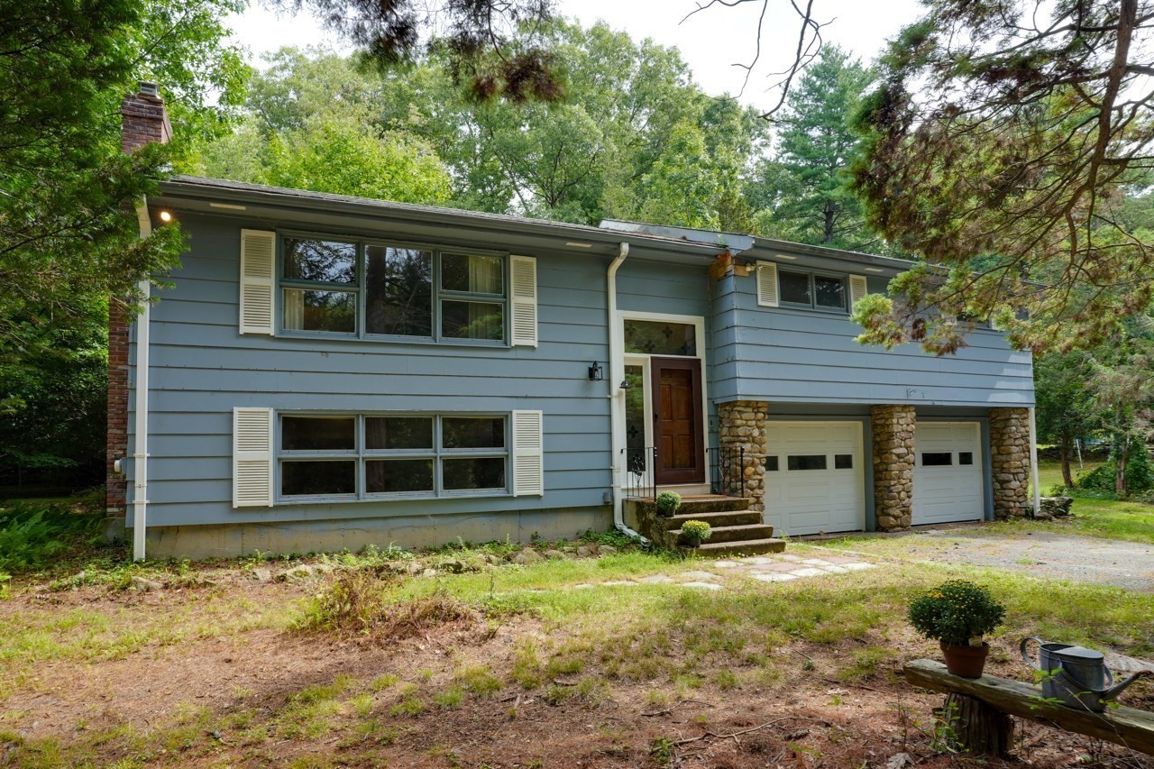 801 Winter St Property Photo 33