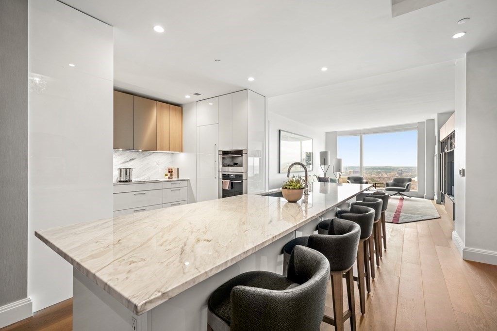 240 Devonshire Street # U3602 Property Photo 4