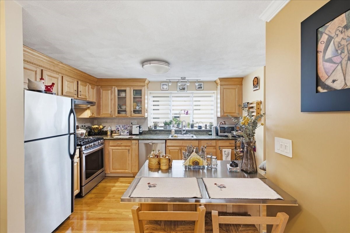 174 Adams Street # 2 Property Photo 10