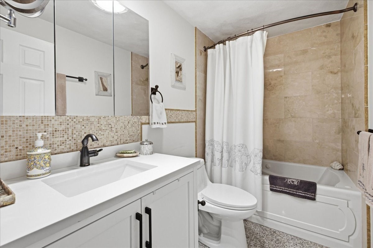174 Adams Street # 2 Property Photo 21
