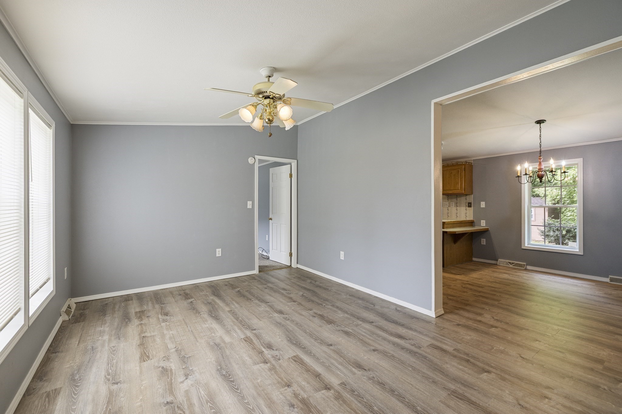 21 Fox Run Property Photo 8