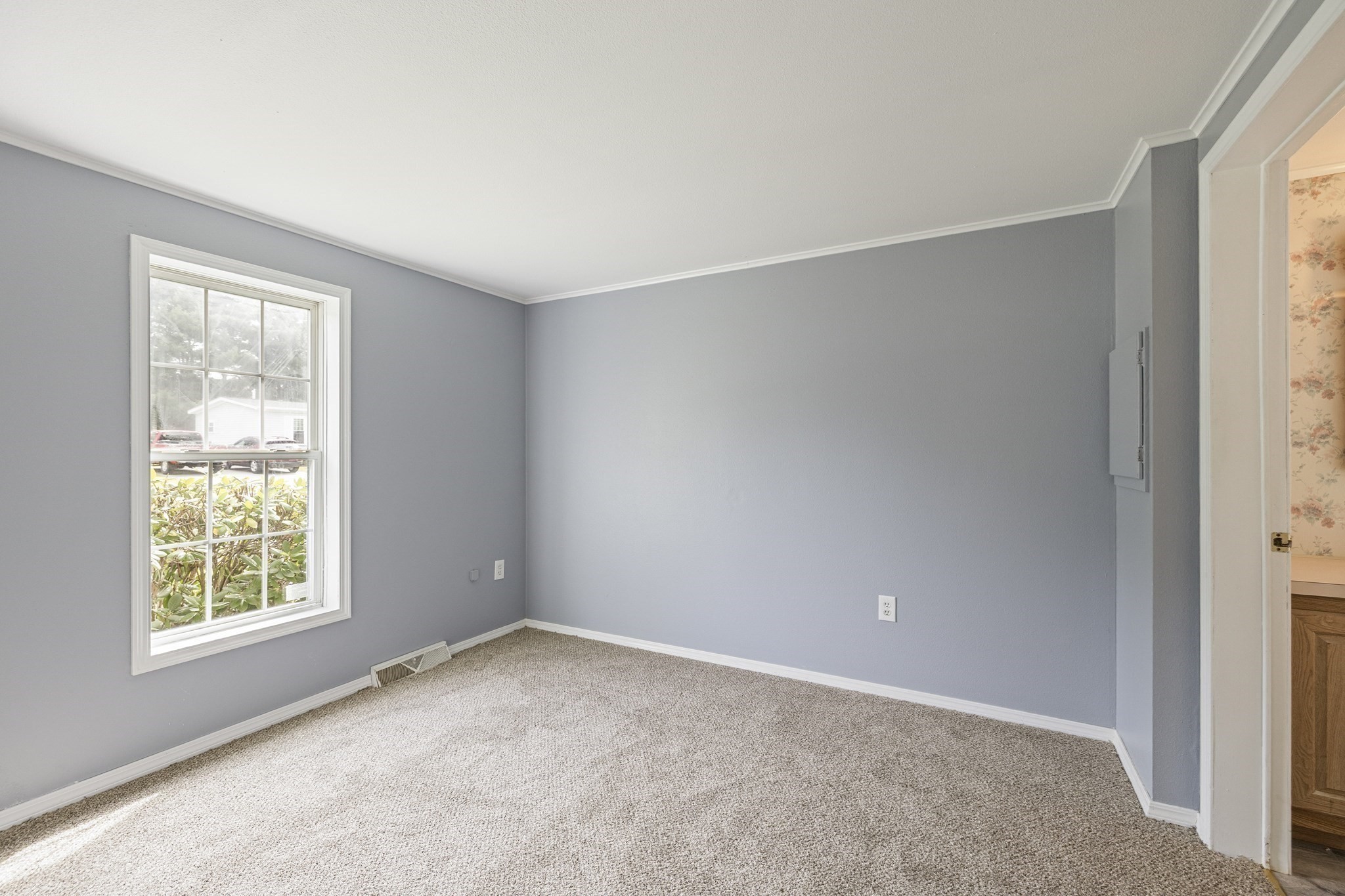 21 Fox Run Property Photo 10