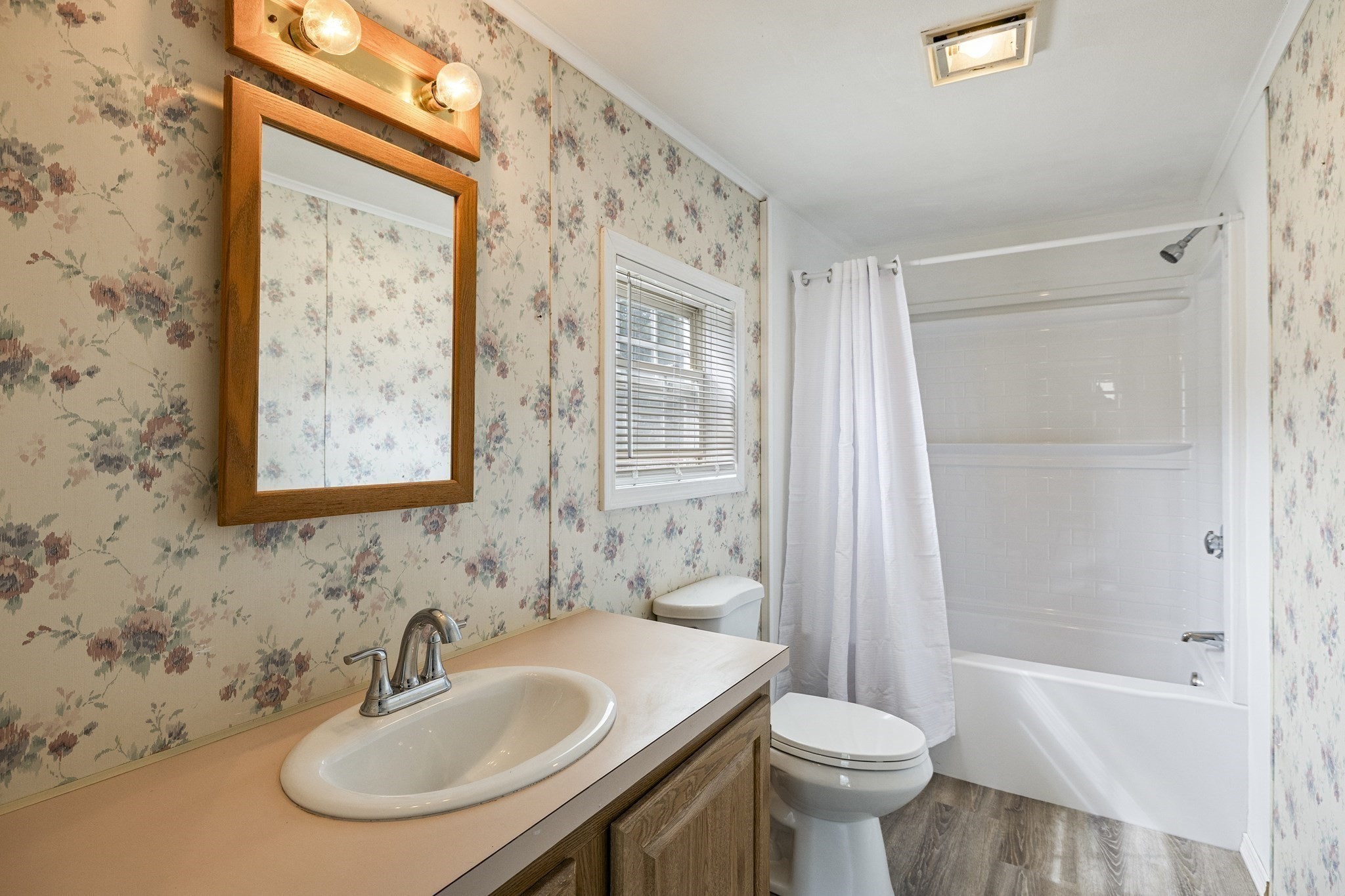 21 Fox Run Property Photo 18