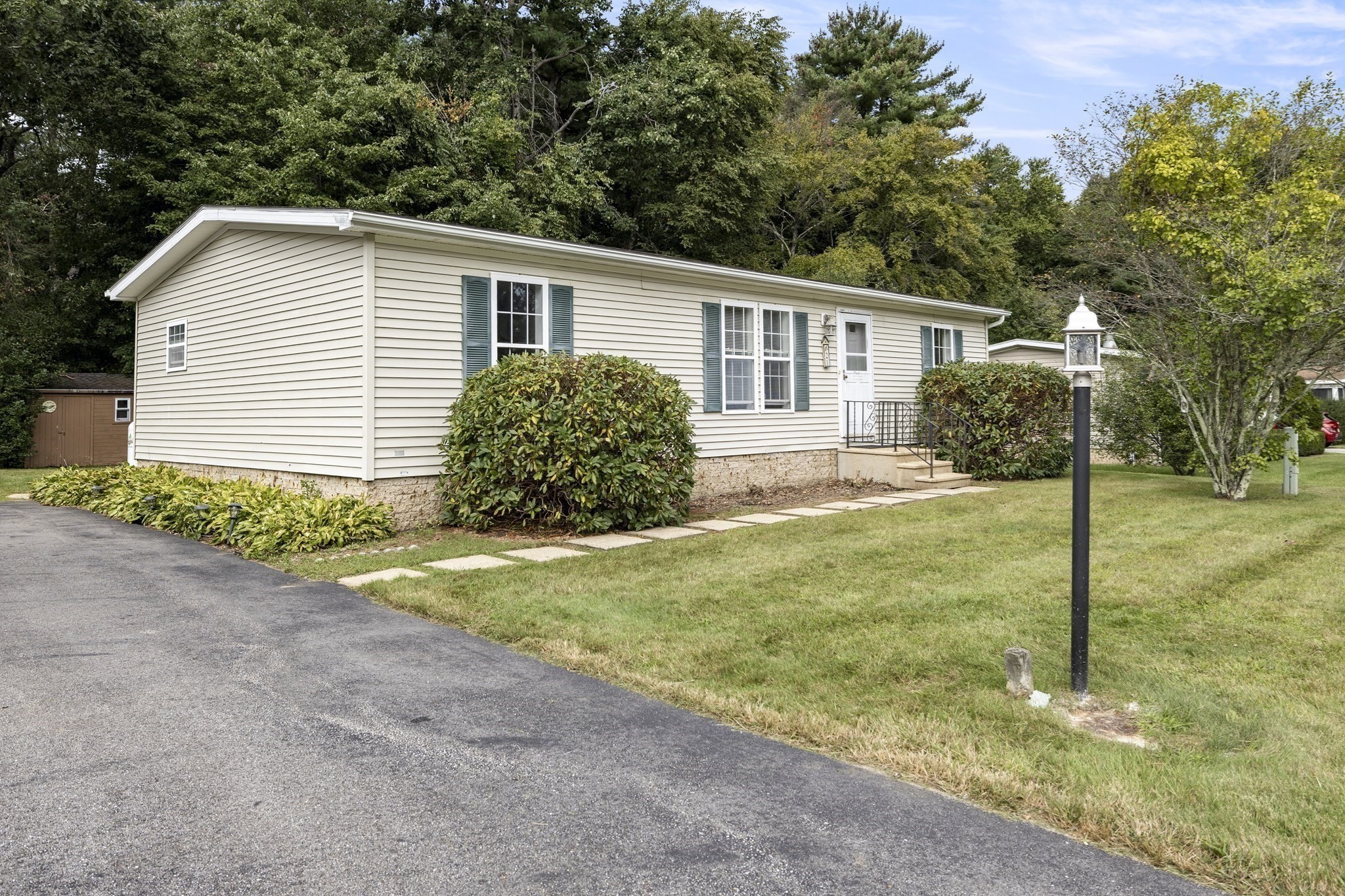 21 Fox Run Property Photo 20