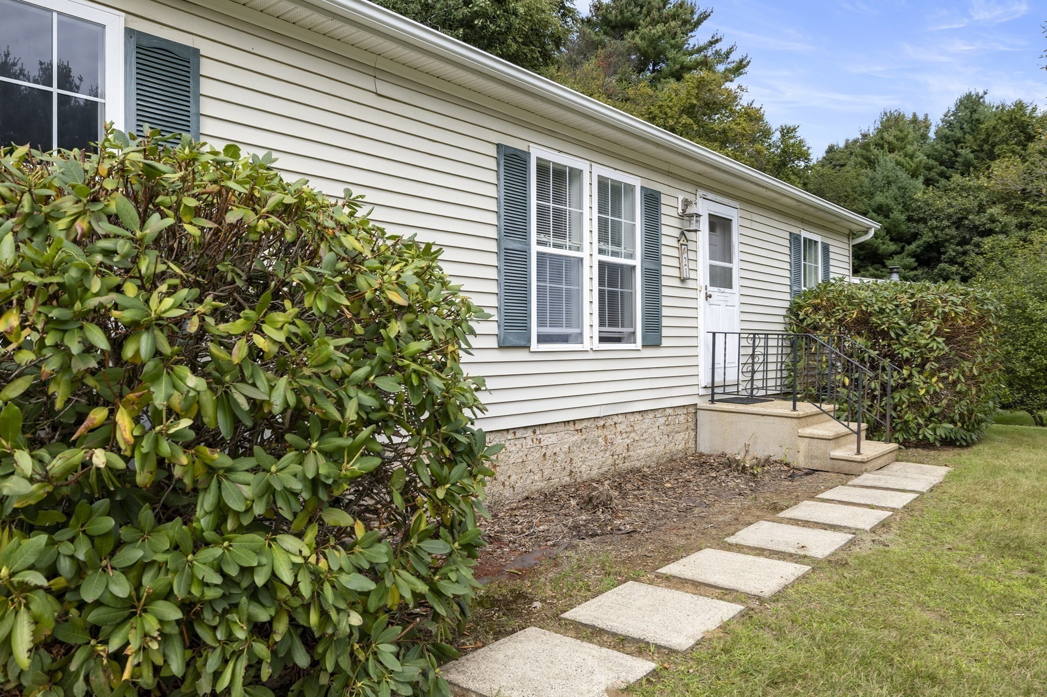 21 Fox Run Property Photo 22