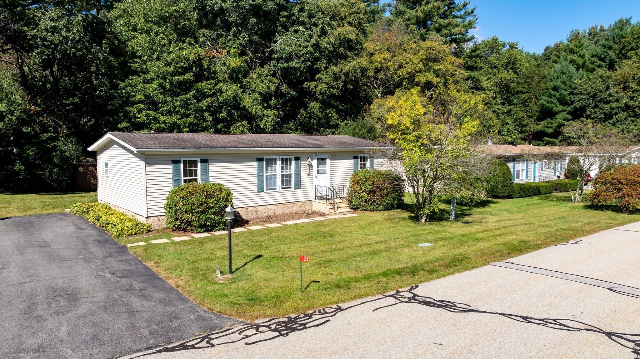 21 Fox Run Property Photo 33