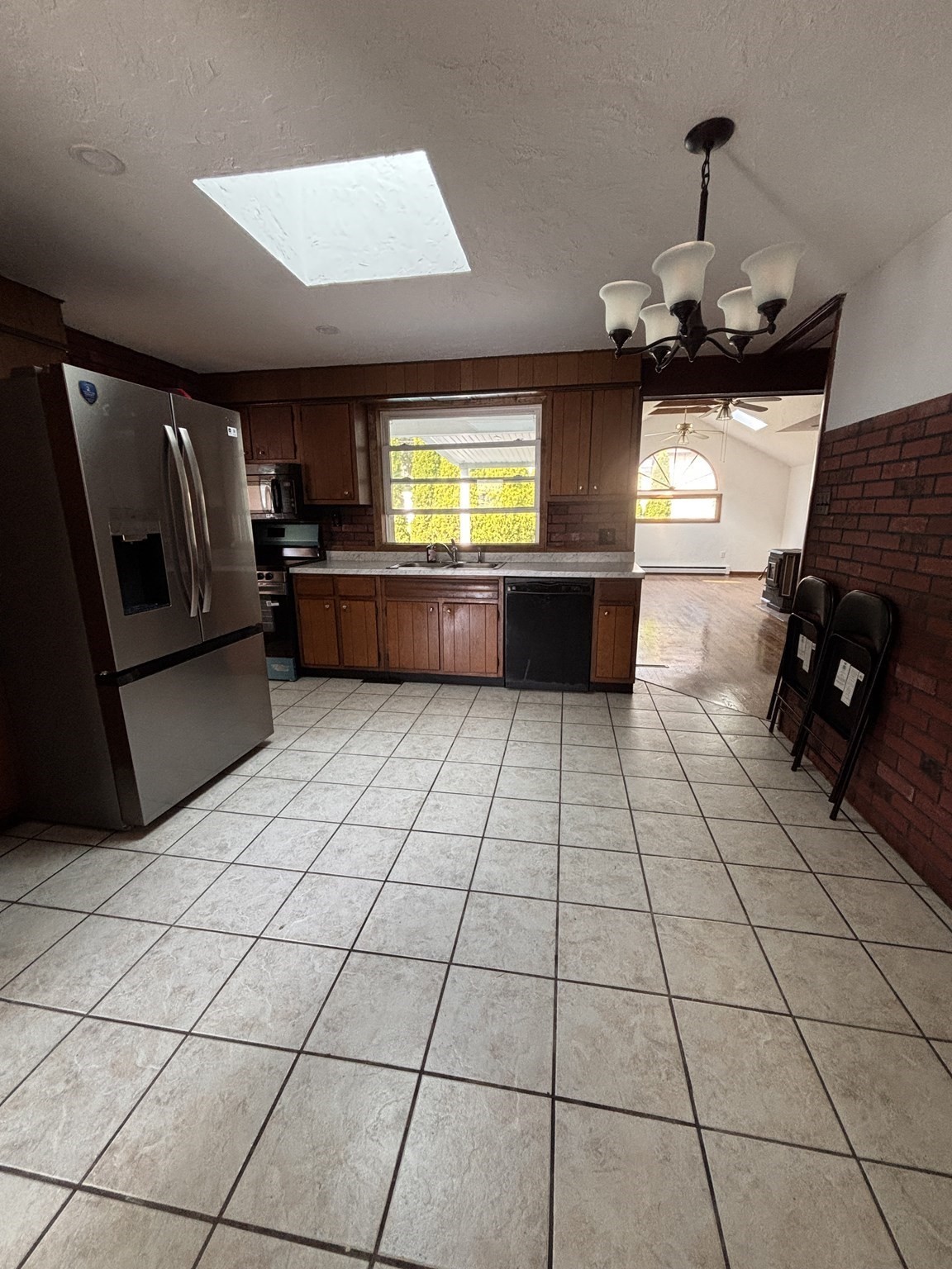 39 Bullard Ave Property Photo 7