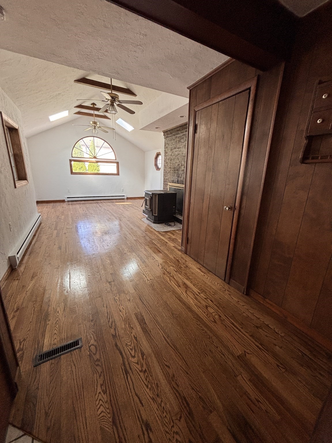 39 Bullard Ave Property Photo 9