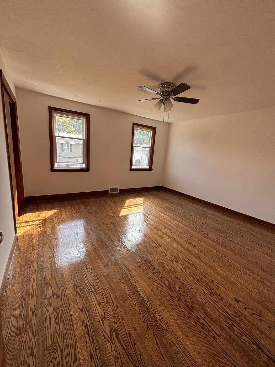 39 Bullard Ave Property Photo 14