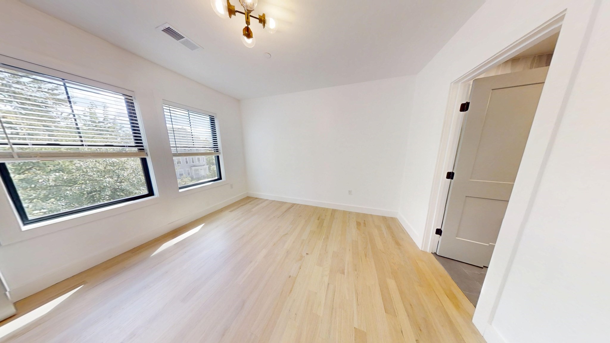 52 Withington St # 7 Property Photo 6