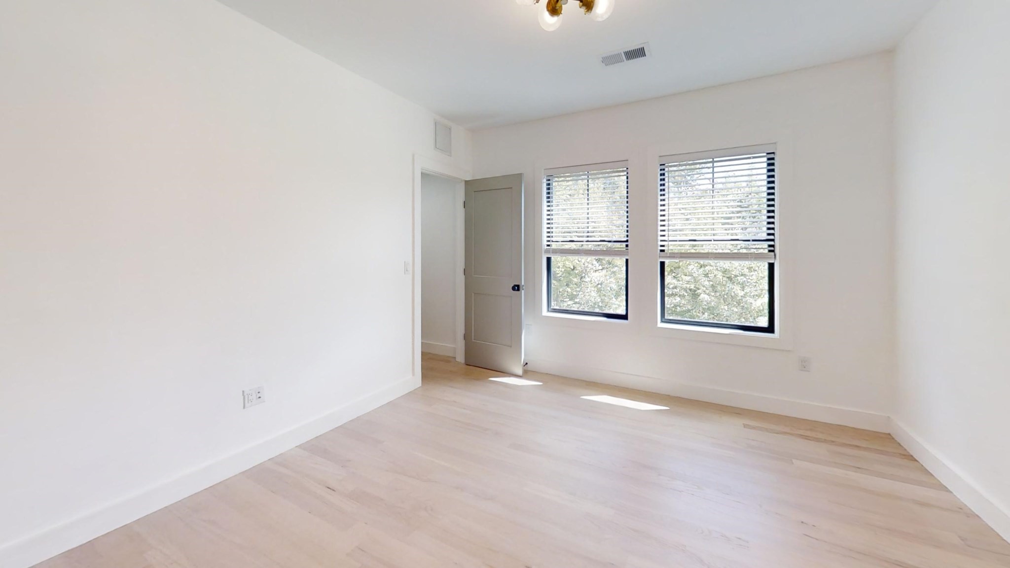 52 Withington St # 7 Property Photo 14