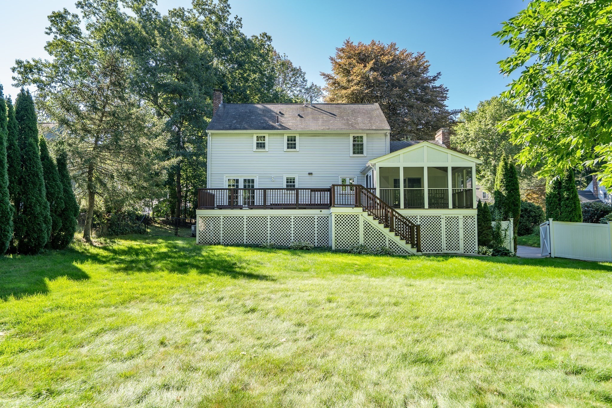 8 Barry Dr Property Photo 41