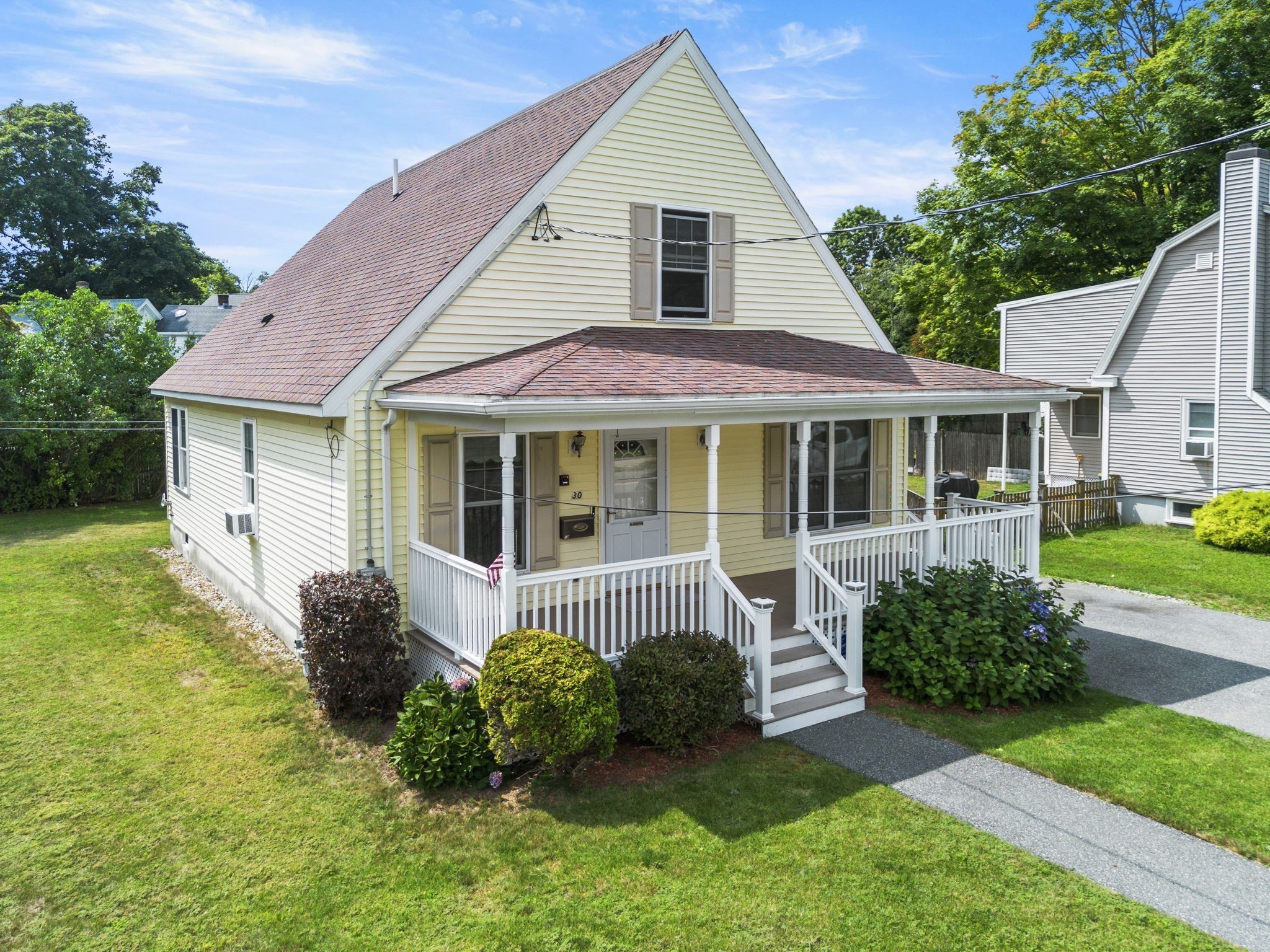 30 Lowell Street Property Photo 2
