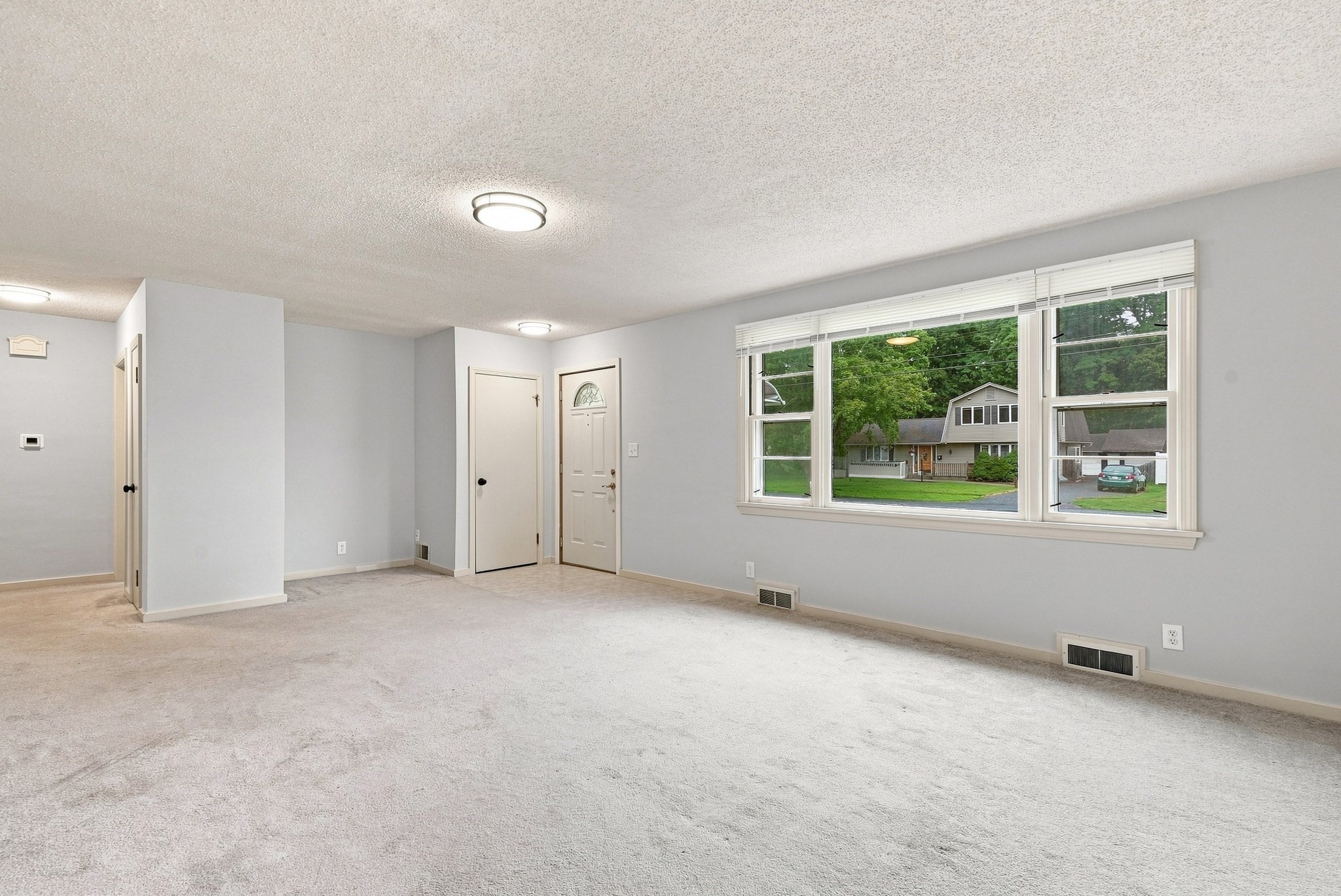 13 Parker St Property Photo 16