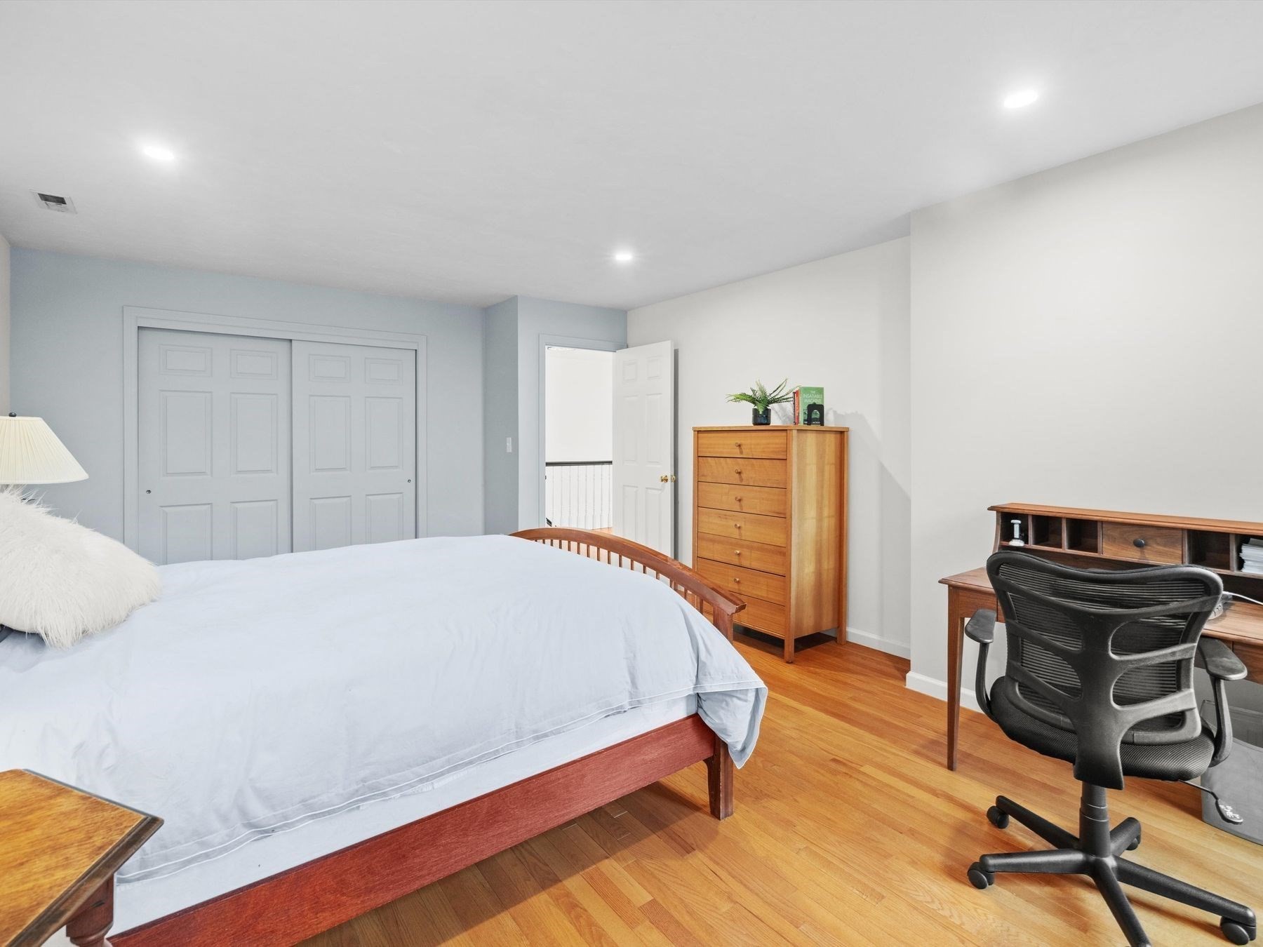 41 Piccadilly Way Property Photo 22