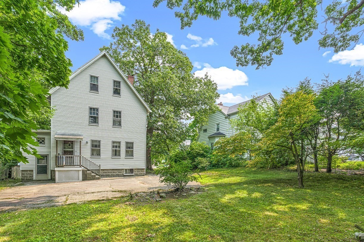 239 Park Avenue Property Photo 4