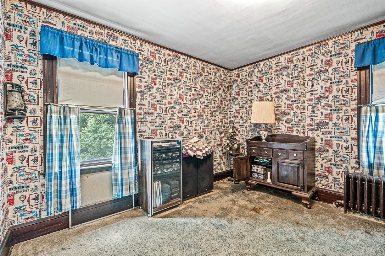 239 Park Avenue Property Photo 6