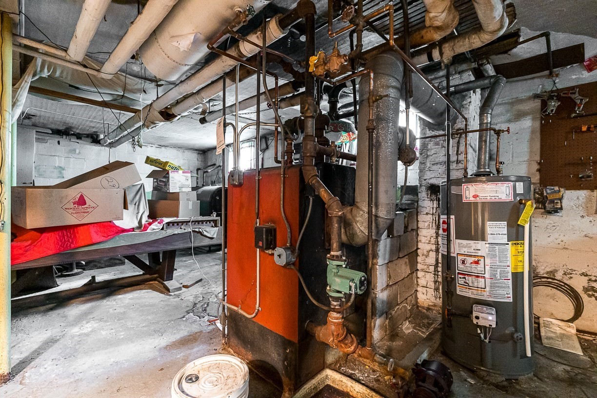 239 Park Avenue Property Photo 8
