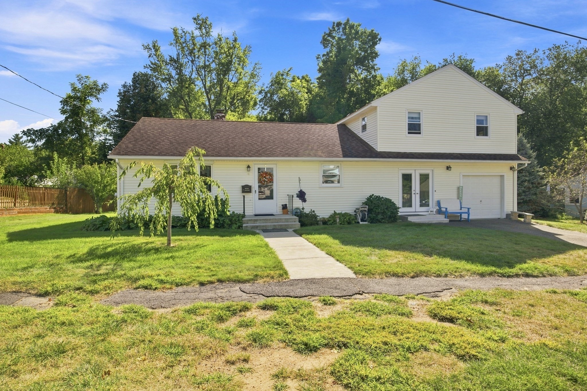 4 Rita Circle Property Photo 2