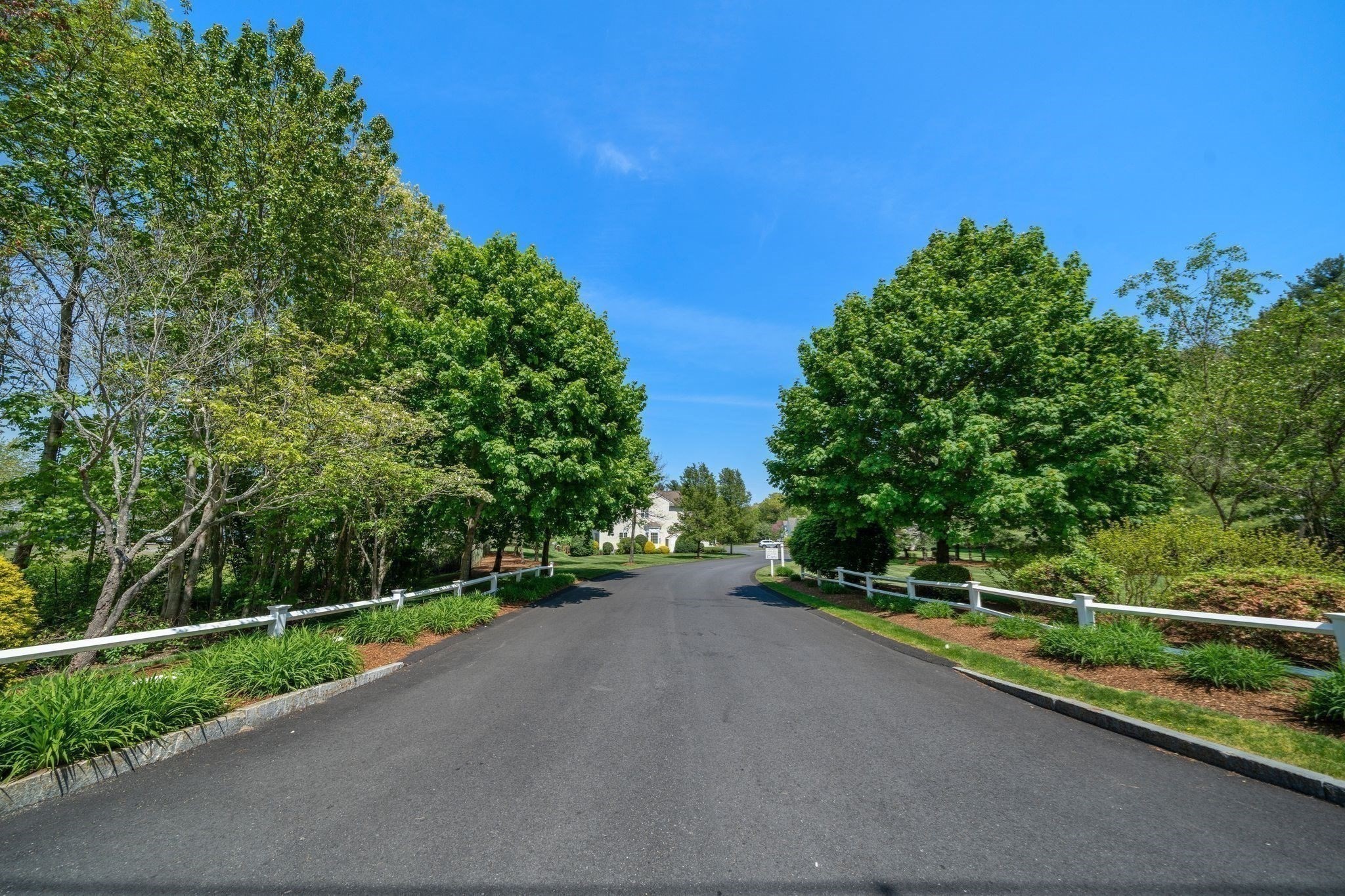 58 Bagnell Dr # 58 Property Photo 1
