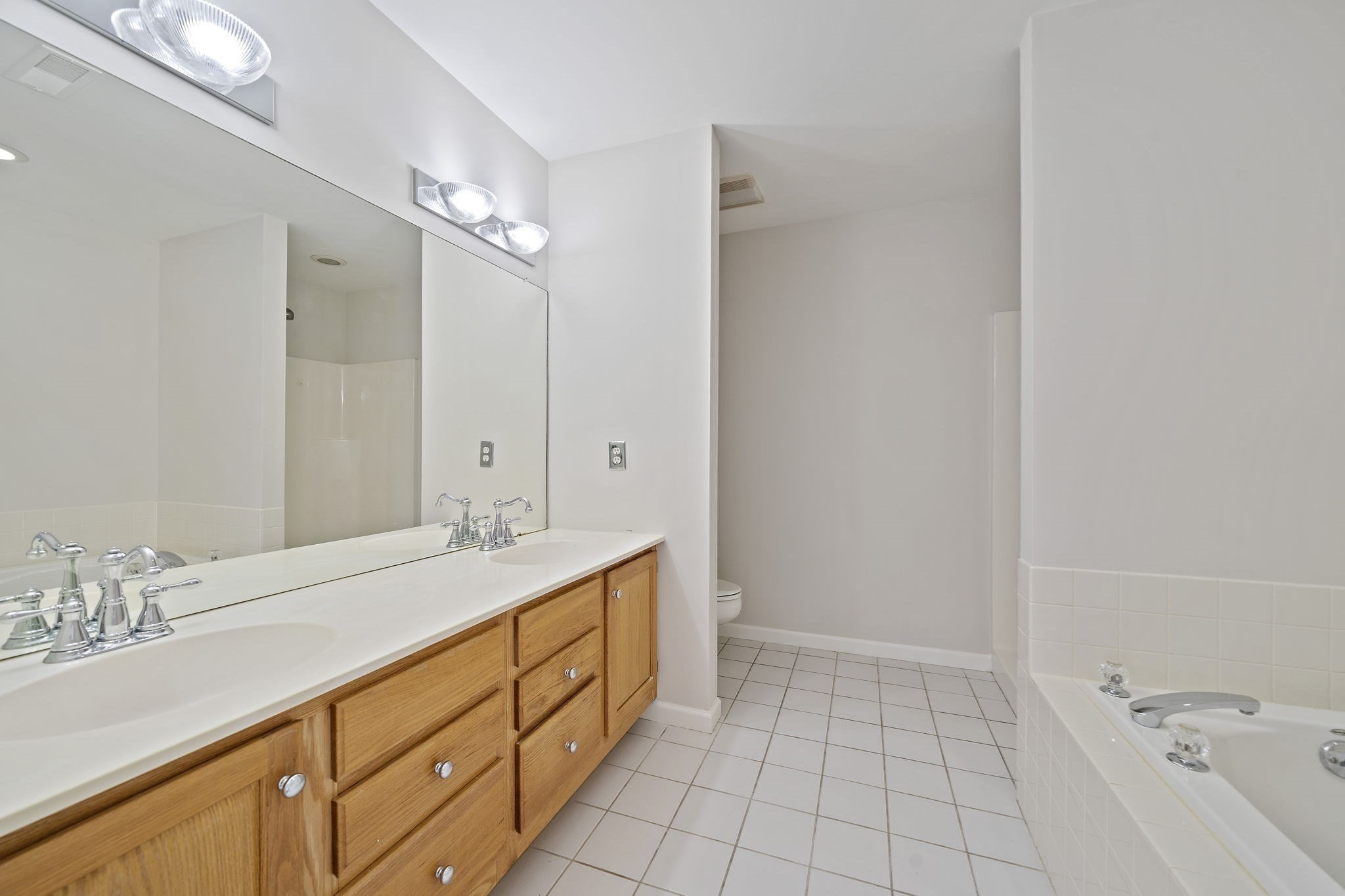 58 Bagnell Dr # 58 Property Photo 24
