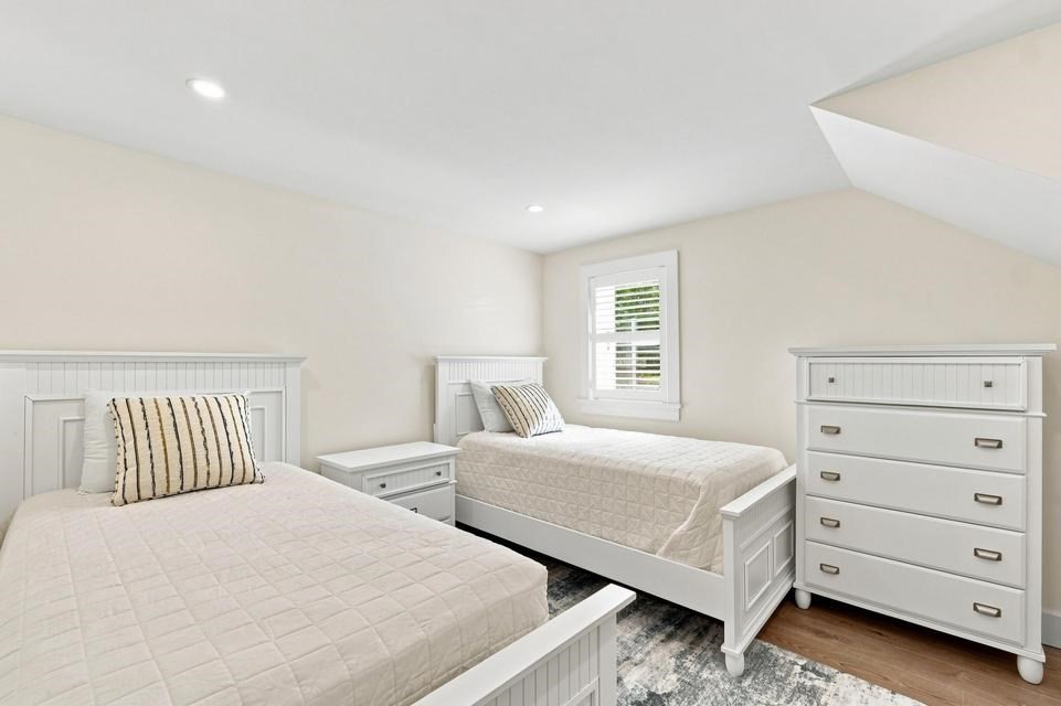 33 Dexter Ave Property Photo 18