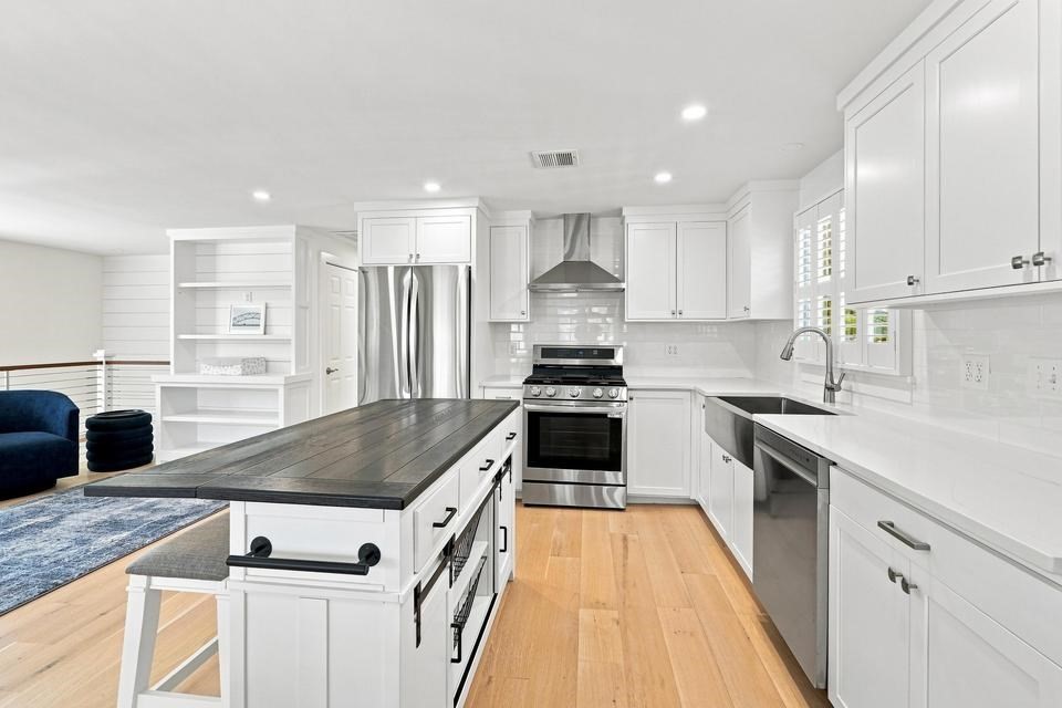 33 Dexter Ave Property Photo 24