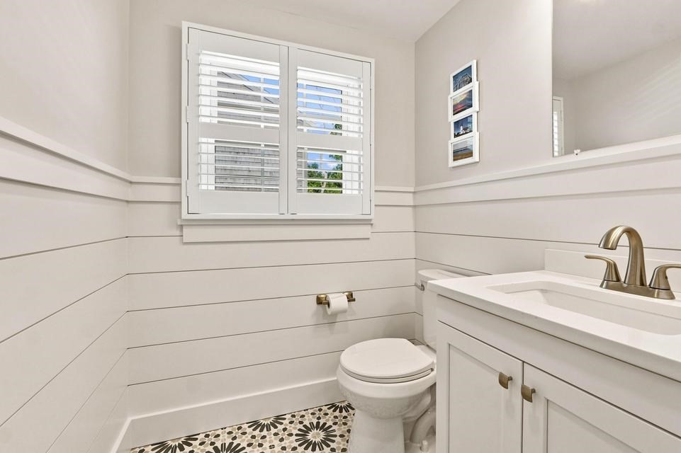 33 Dexter Ave Property Photo 32