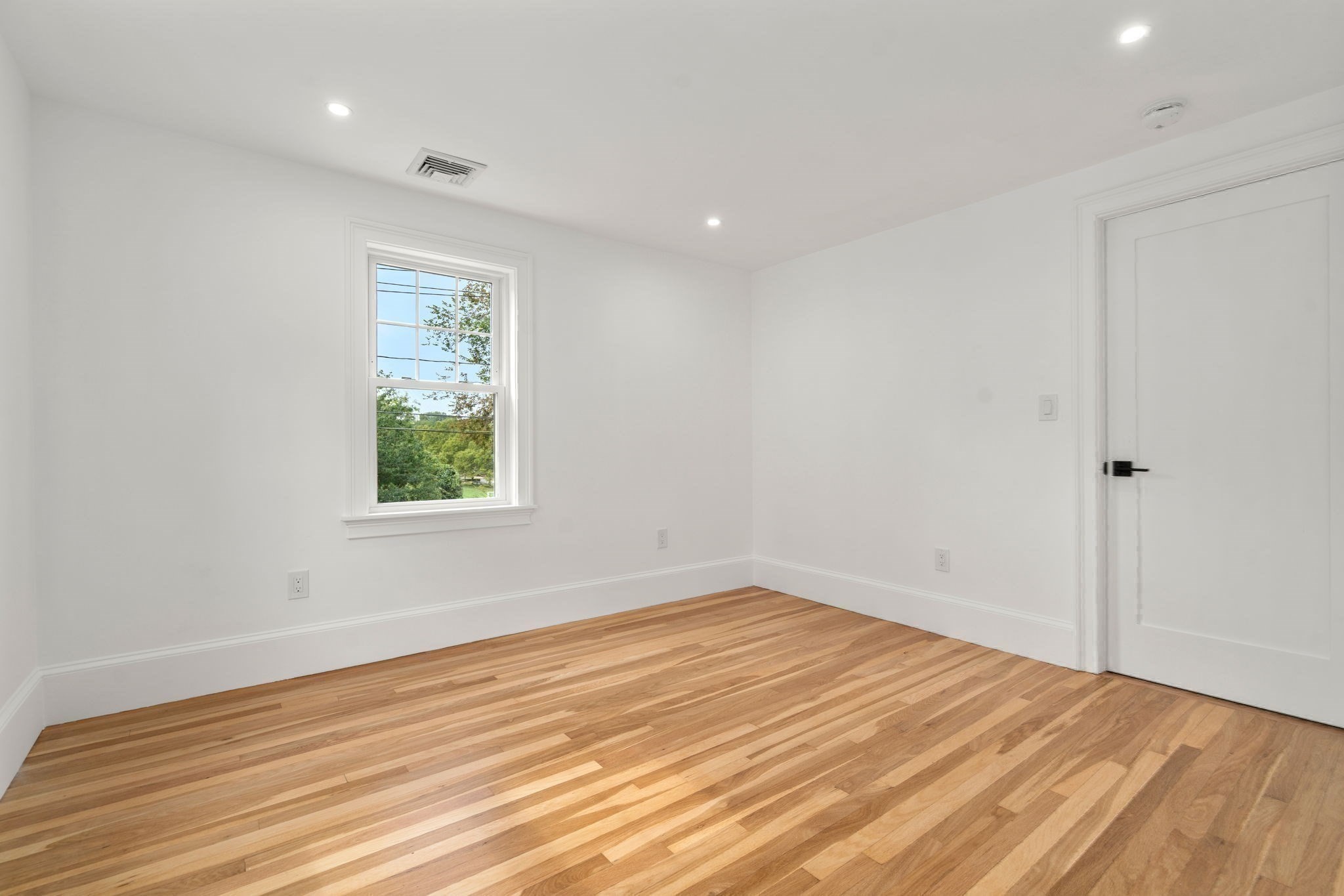 46 Myrtle St Property Photo 22