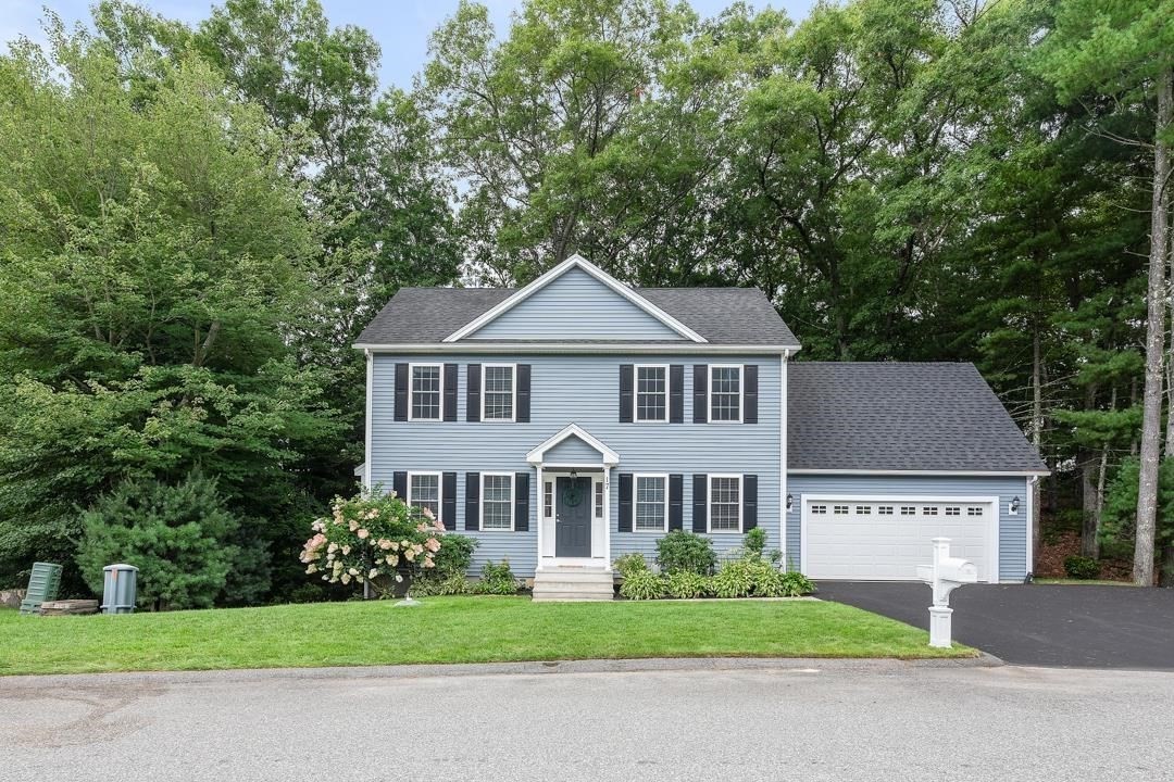 17 Clover Ct. Property Photo 2