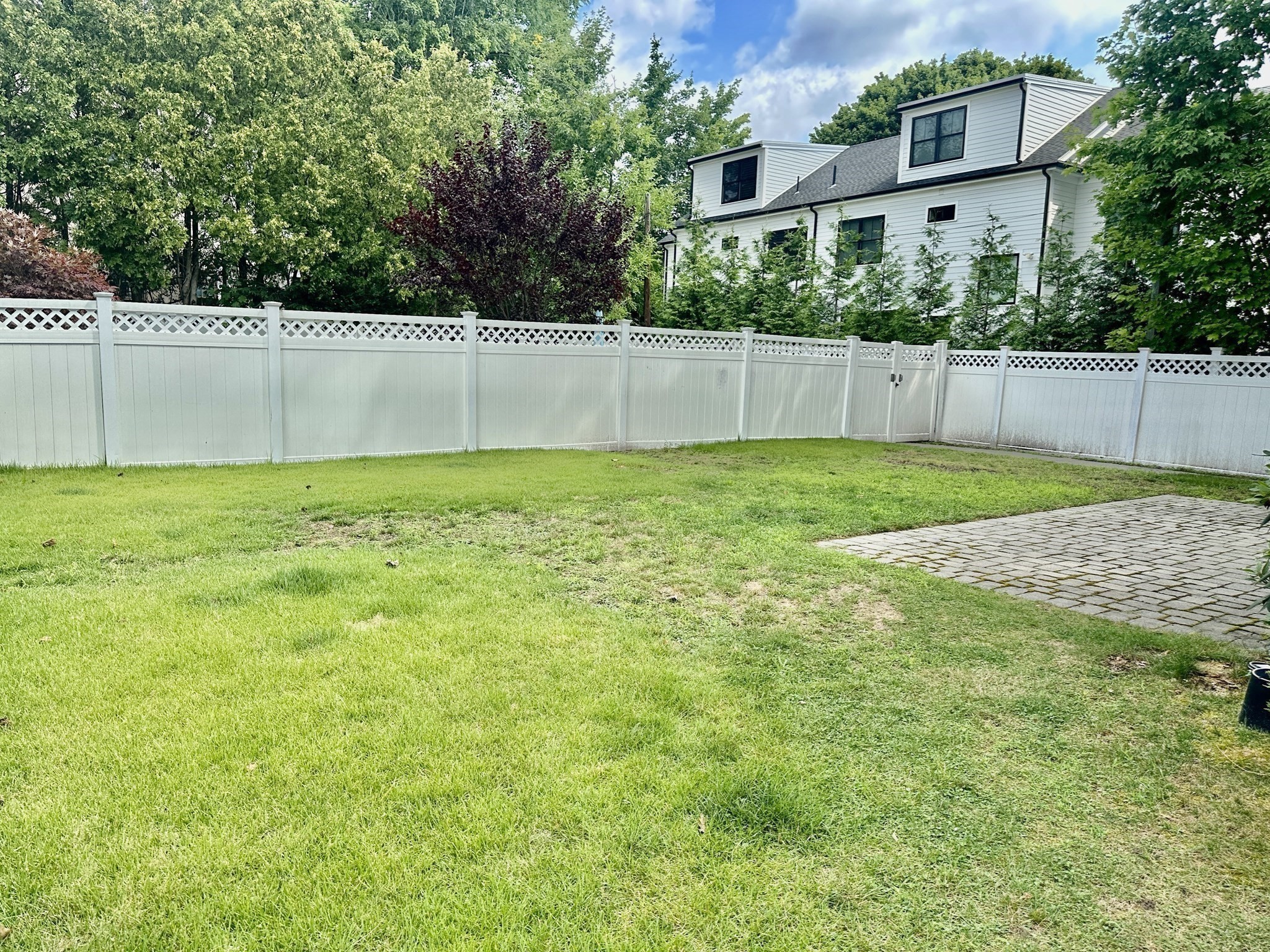 299 Cabot Street # A Property Photo 16