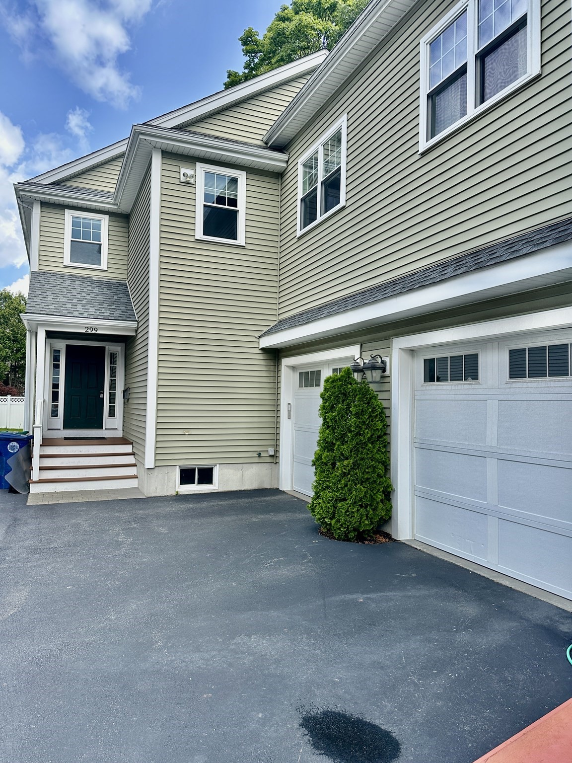 299 Cabot Street # A Property Photo 21