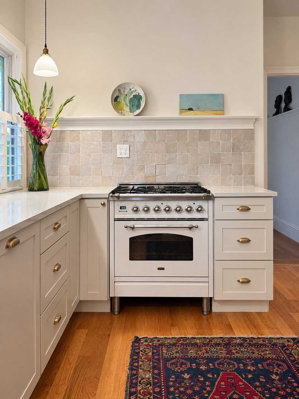 30-32 Granville Rd # 2 Property Photo 6