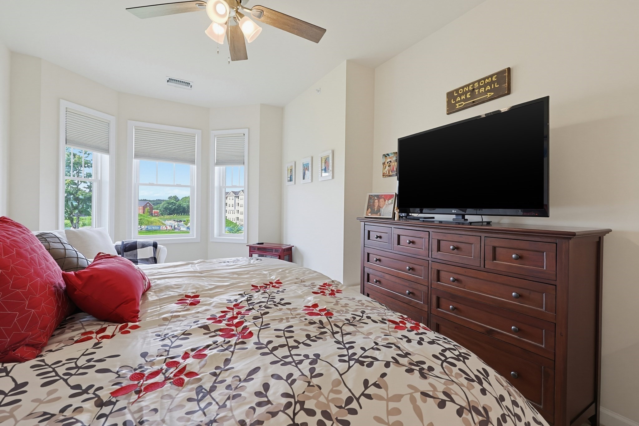 4 Peters Farm Way # 409 Property Photo 2