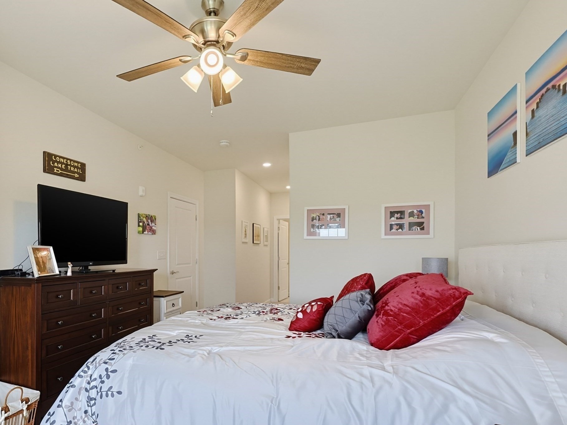 4 Peters Farm Way # 409 Property Photo 3