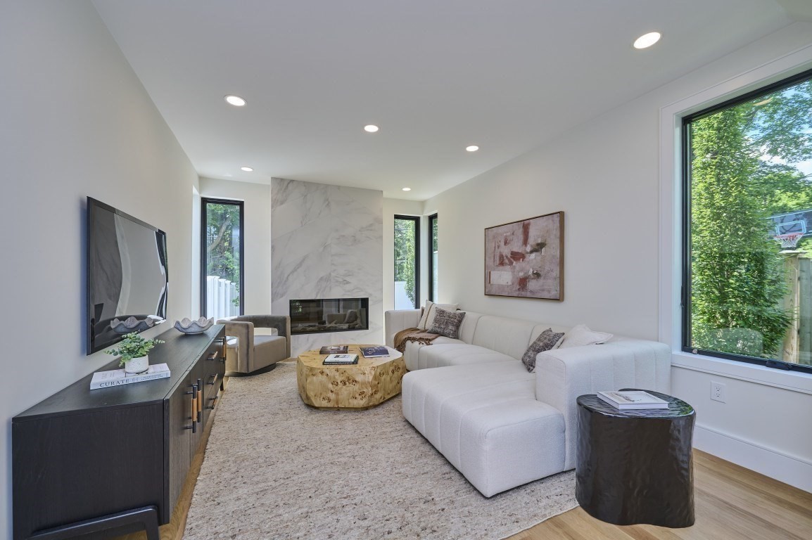125 Fuller # 125 Property Photo 6