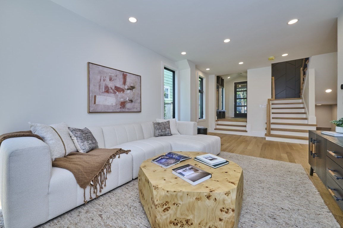 125 Fuller # 125 Property Photo 8