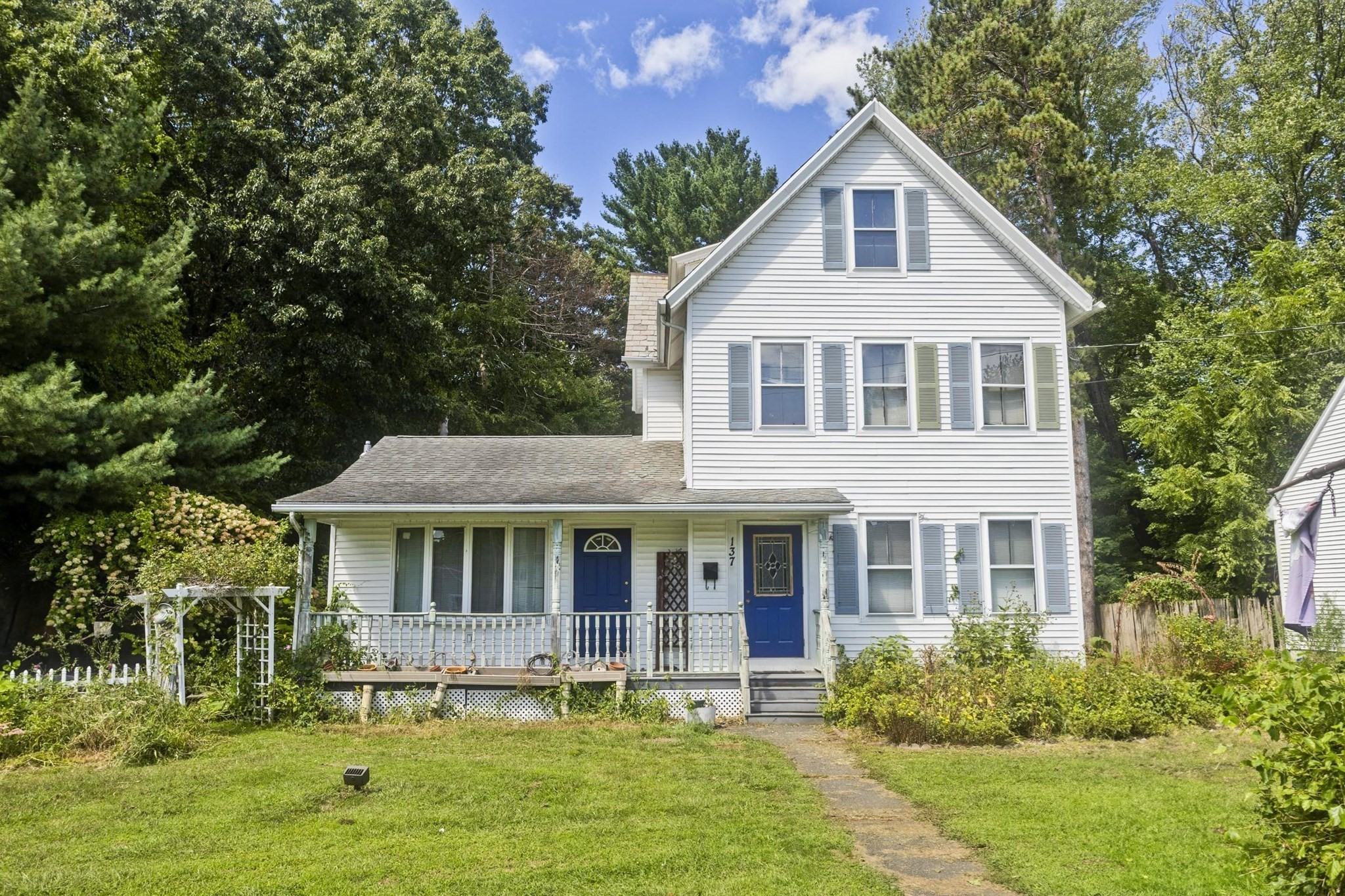 137 Sheridan St. Property Photo 1