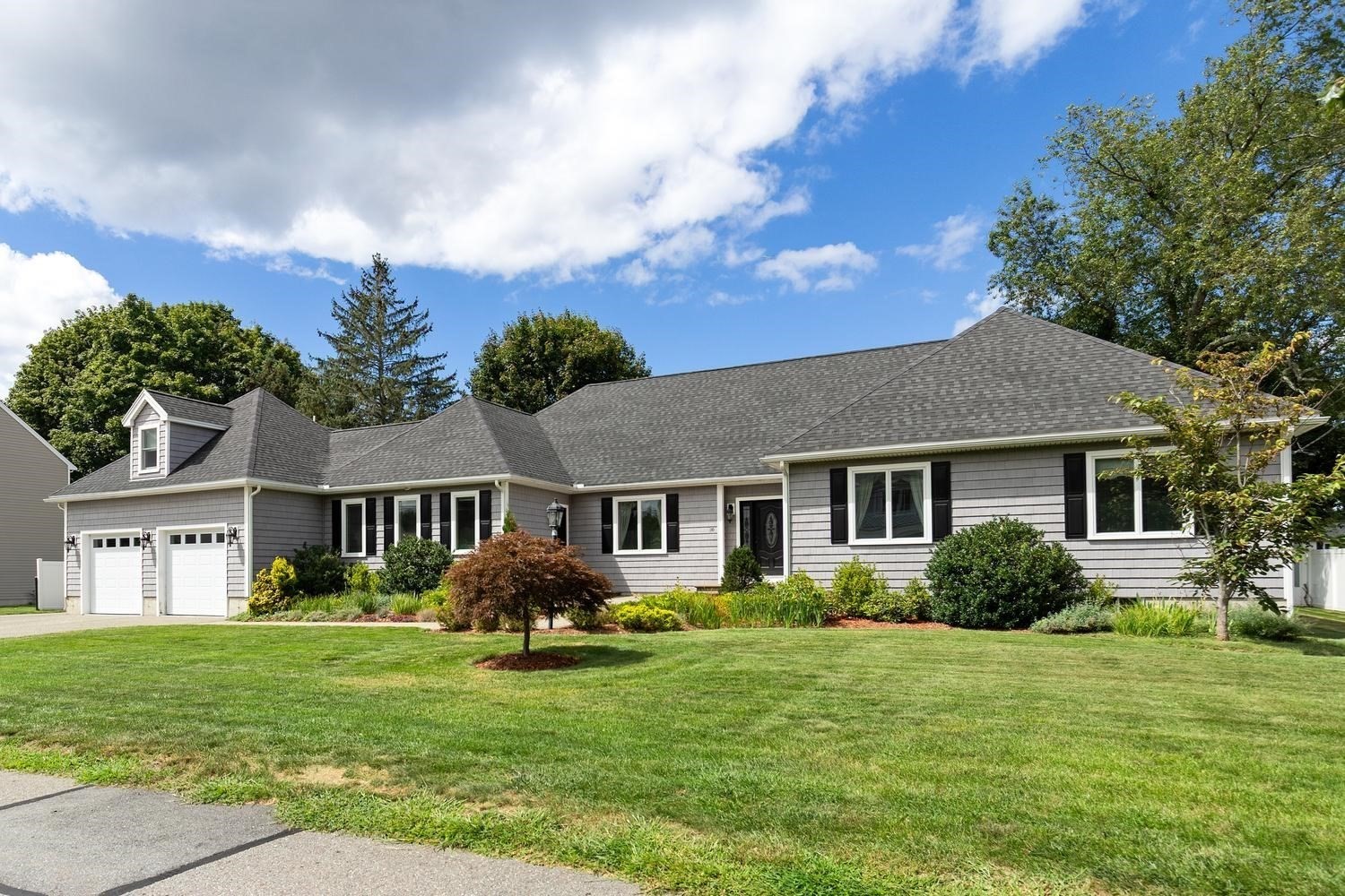 30 Hampden Ave Property Photo 2