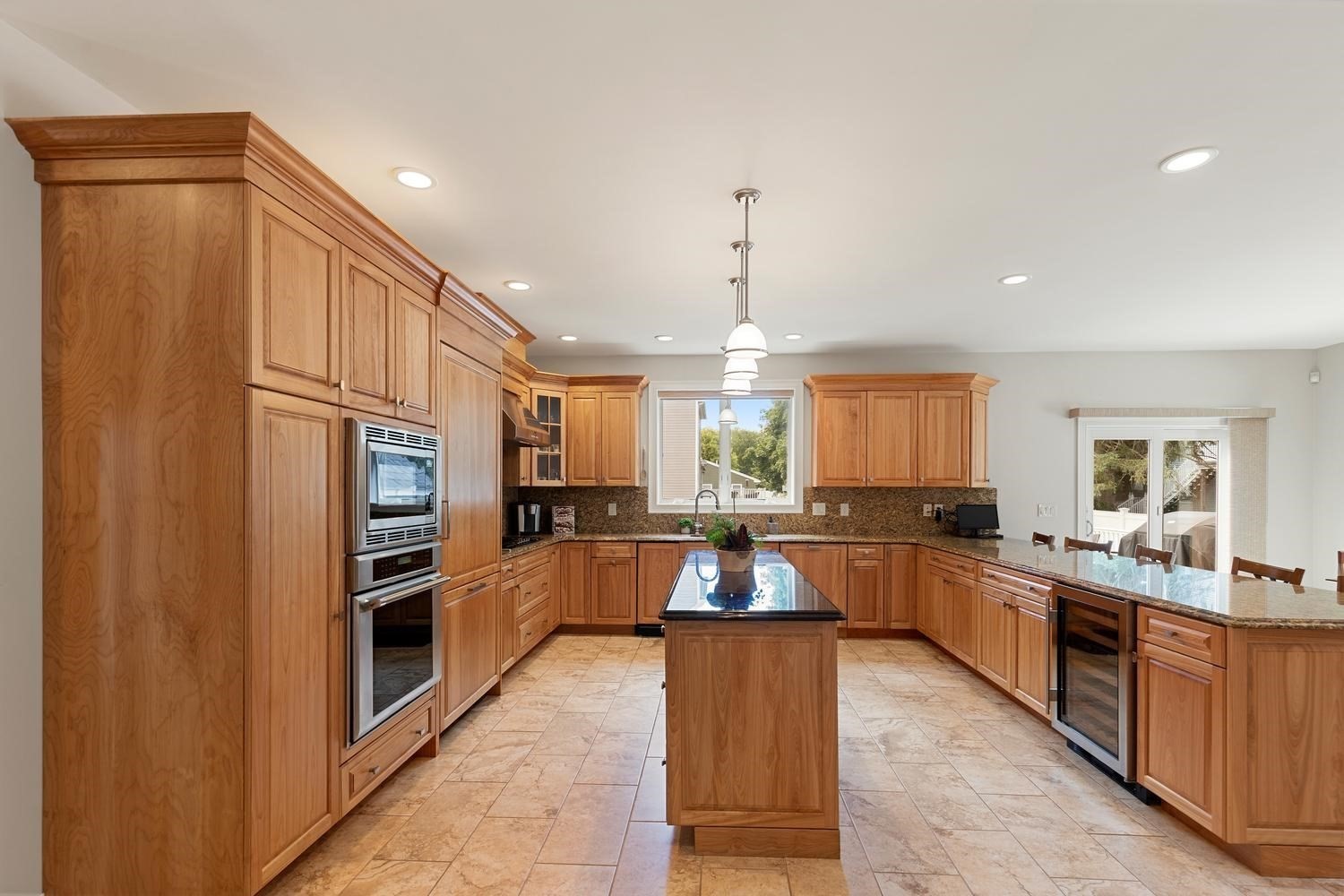30 Hampden Ave Property Photo 6