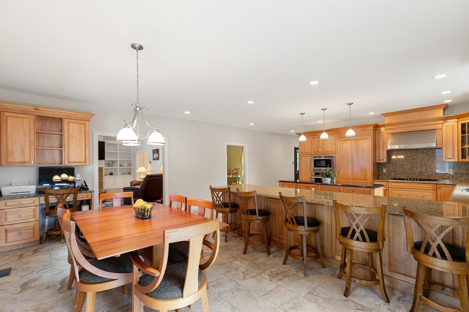 30 Hampden Ave Property Photo 9