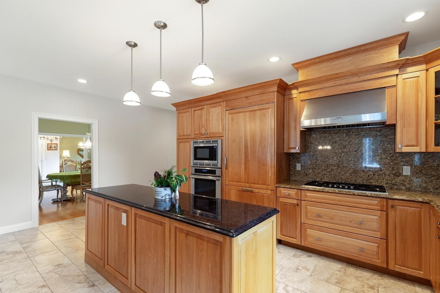 30 Hampden Ave Property Photo 10