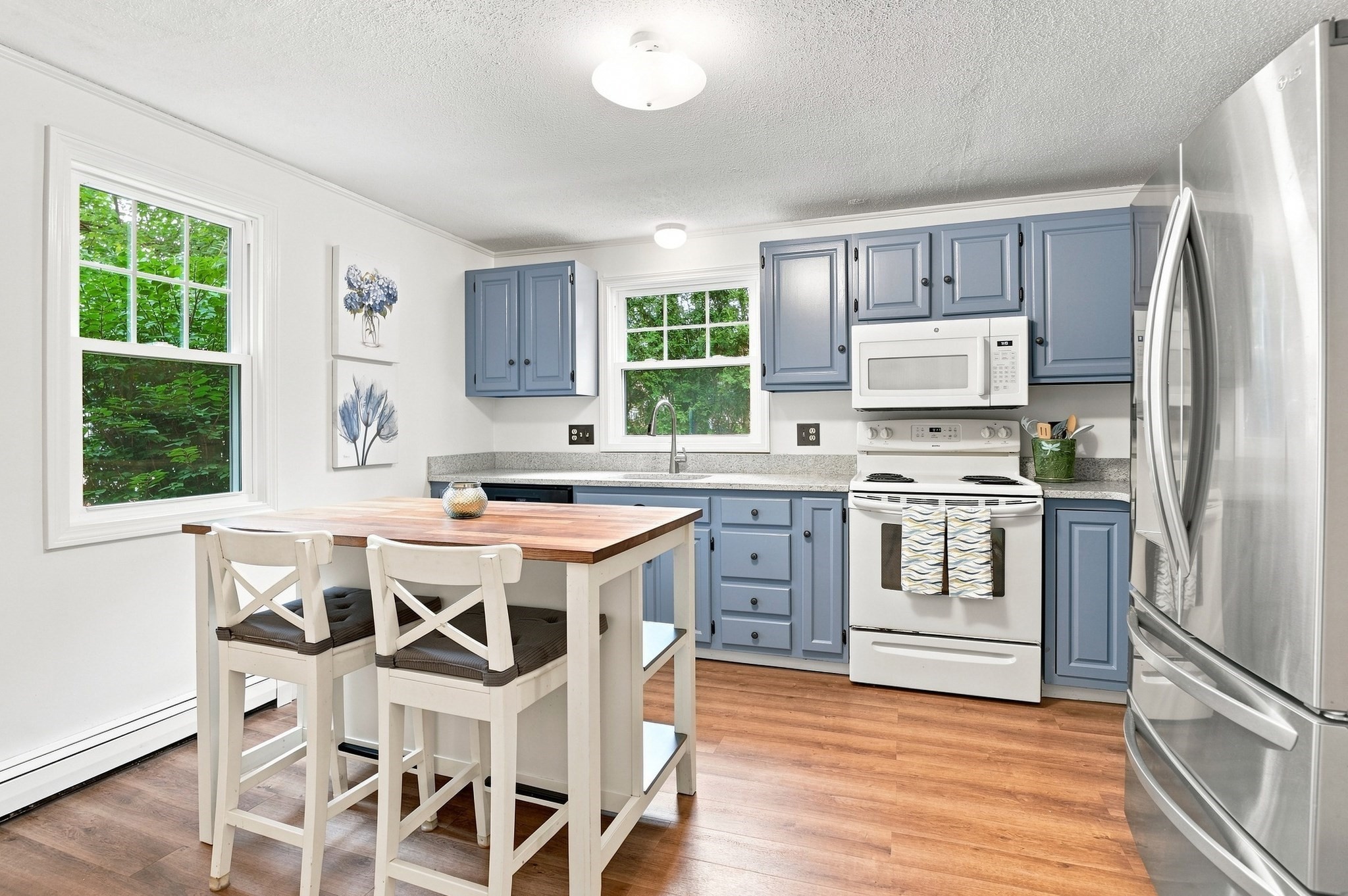 6 Carp Road Property Photo 8