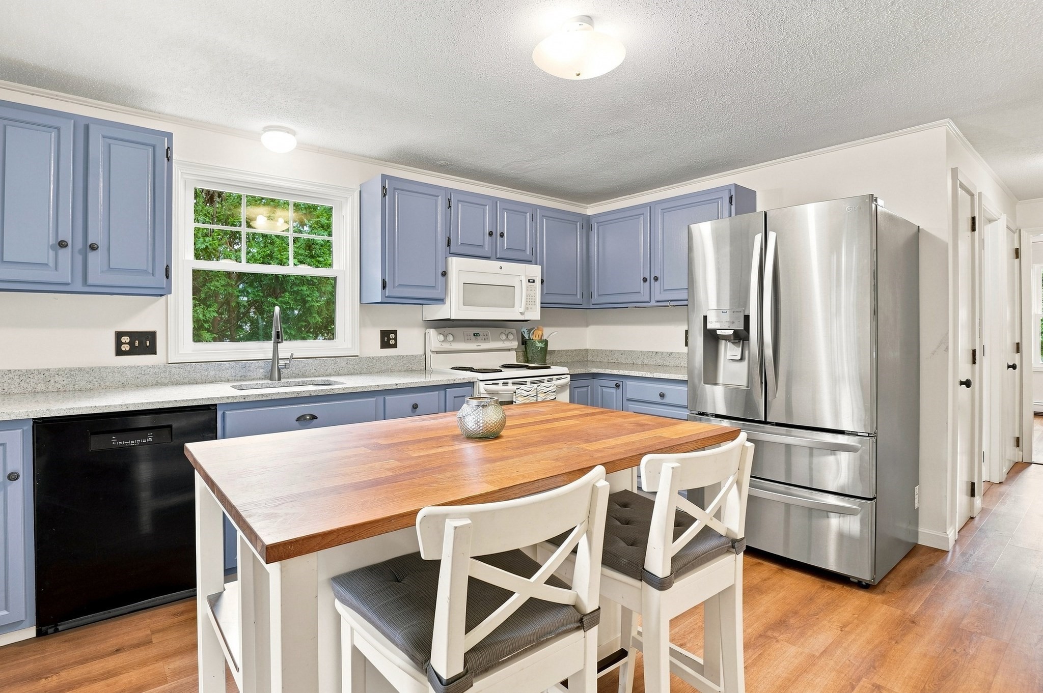6 Carp Road Property Photo 9