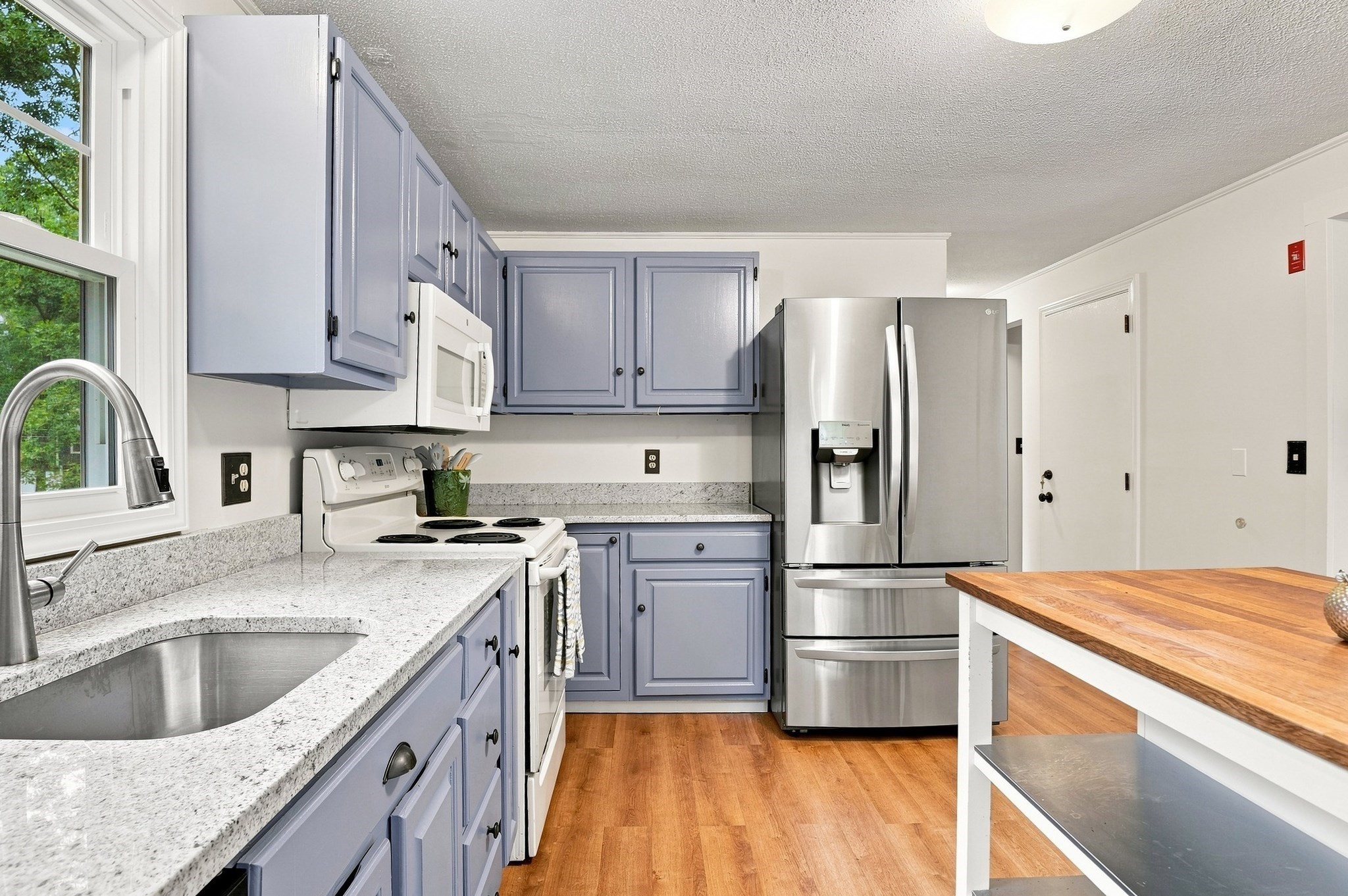 6 Carp Road Property Photo 11
